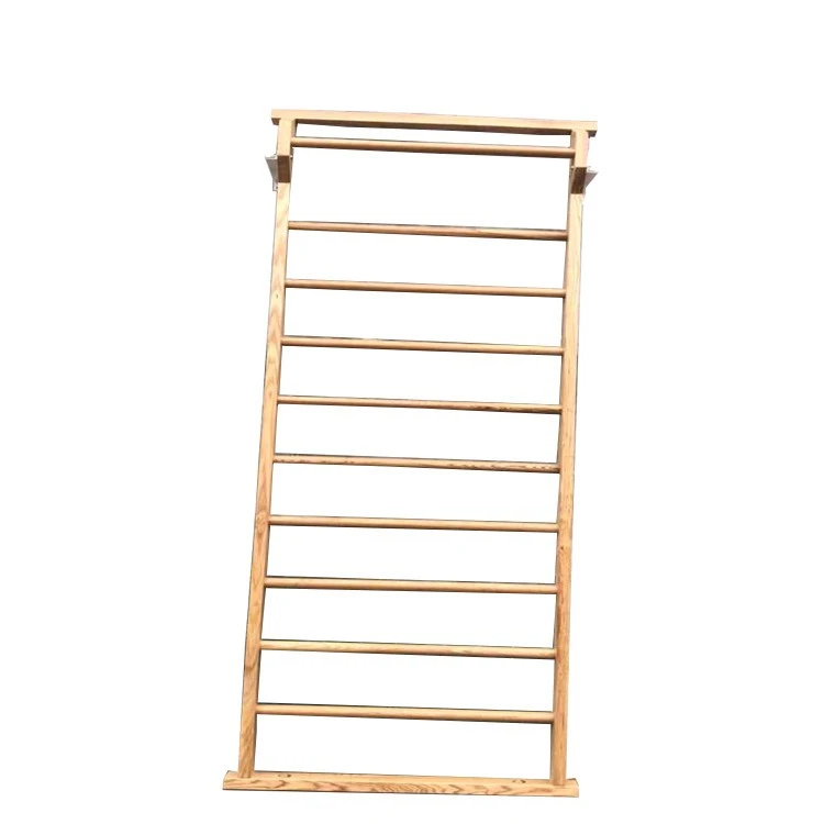 Sprossenwand aus Holz